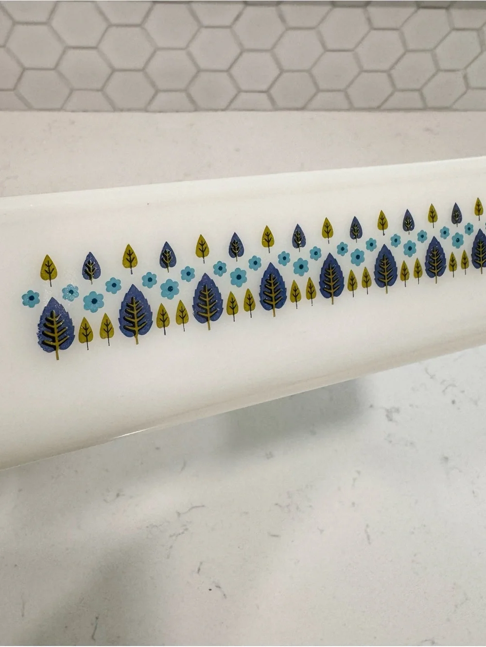 Vintage Anchor Hocking Fire King Alpine/Swiss Chalet Milk Glass Baking Dish
